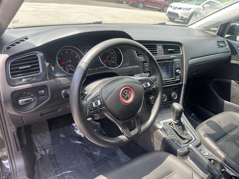 Volkswagen Golf TSI 8A 2021