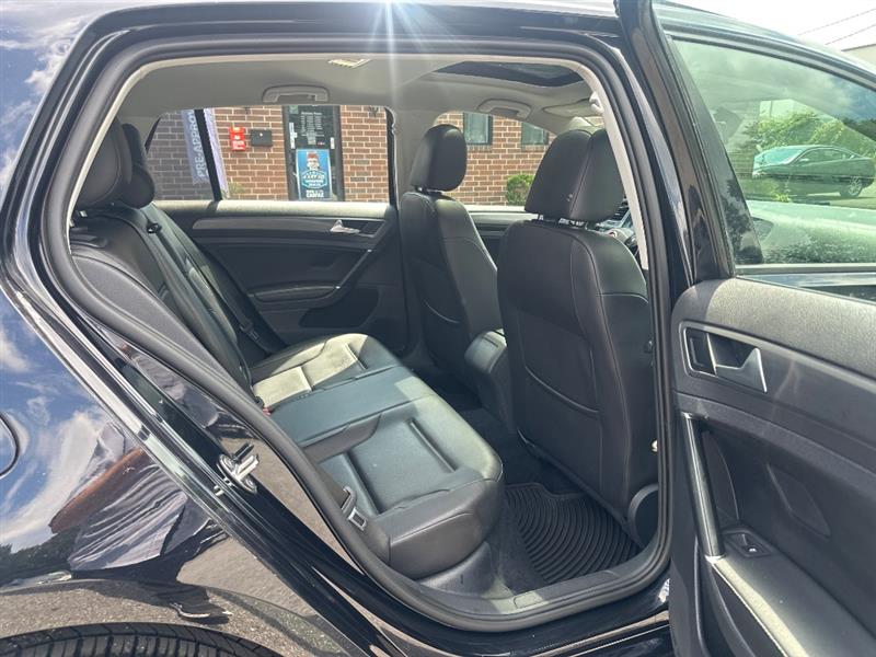 Volkswagen Golf TSI 8A 2021