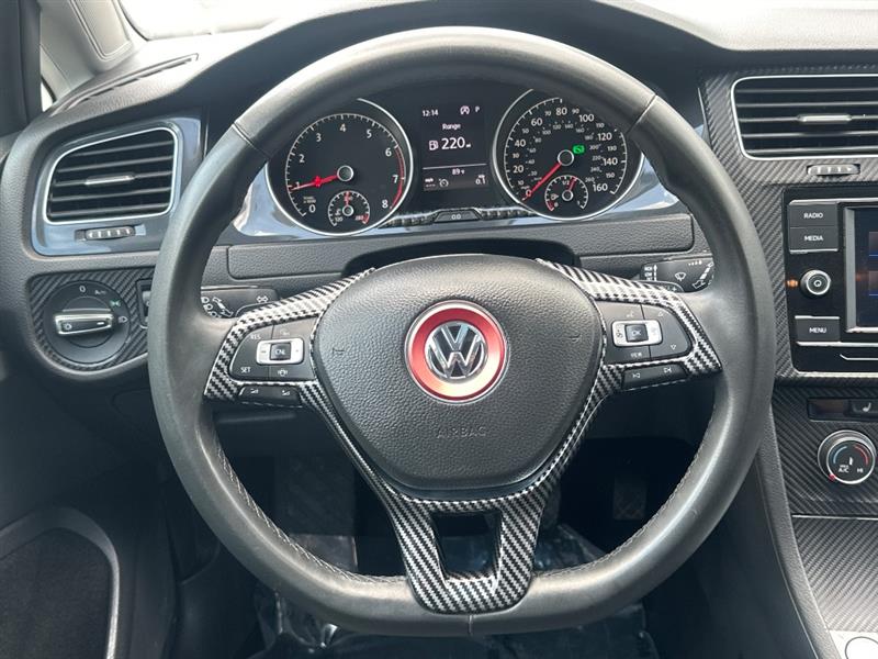 Volkswagen Golf TSI 8A 2021