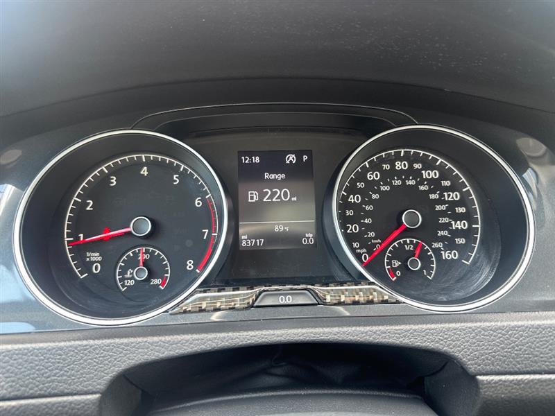 Volkswagen Golf TSI 8A 2021