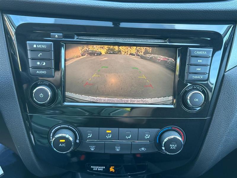 Nissan Rogue Sport S 2019