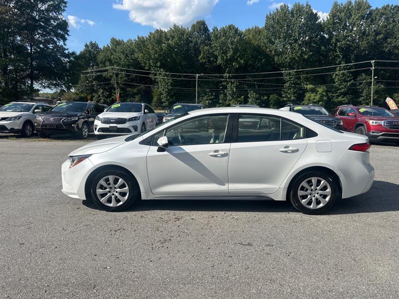 Toyota Corolla LE 2022