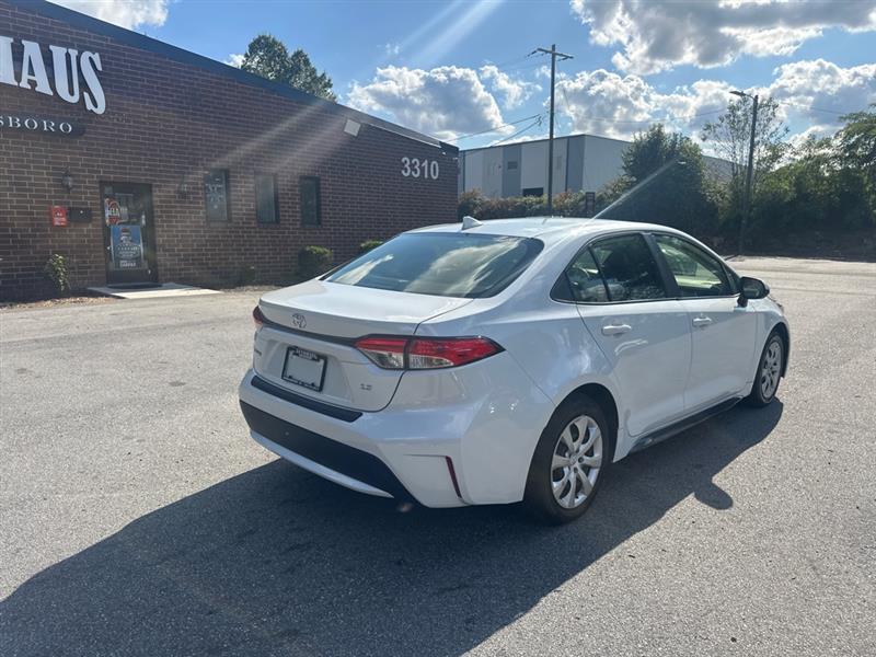 Toyota Corolla LE 2022