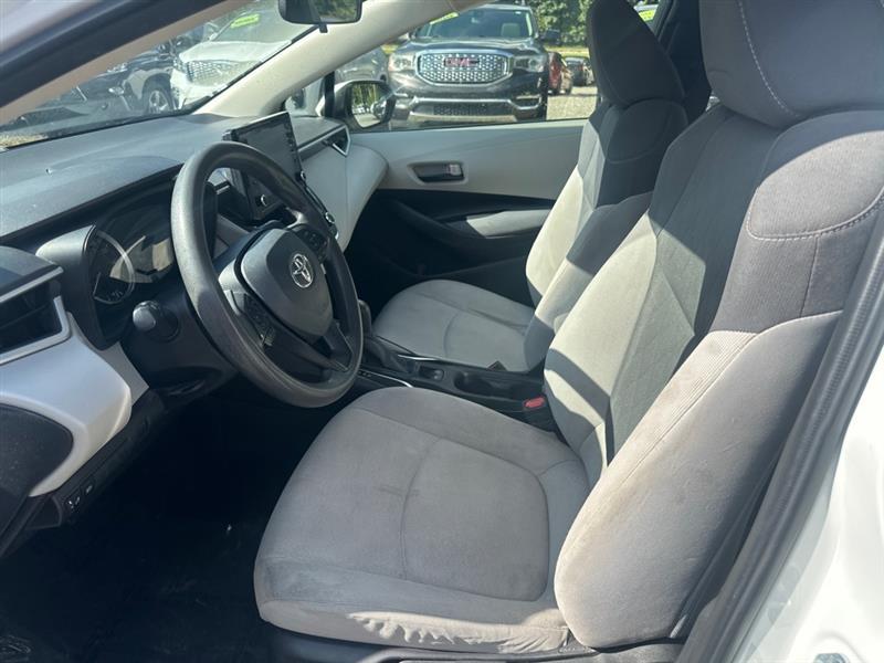 Toyota Corolla LE 2022