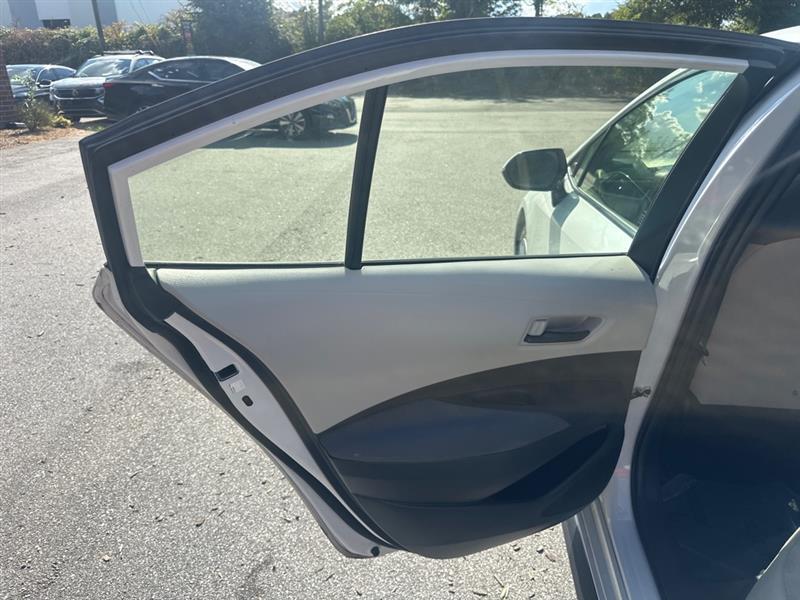 Toyota Corolla LE 2022