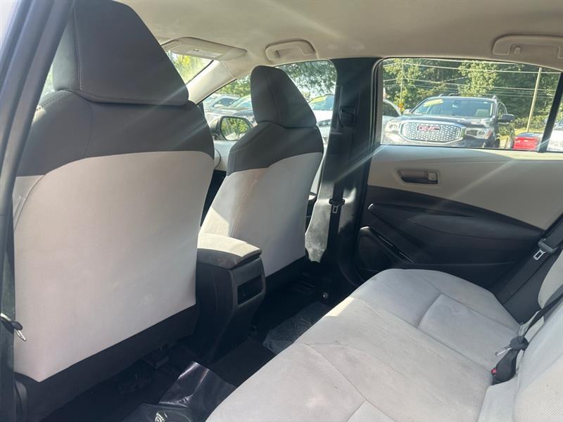 Toyota Corolla LE 2022