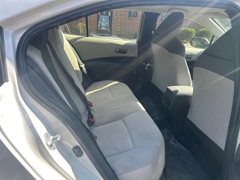 Toyota Corolla LE 2022