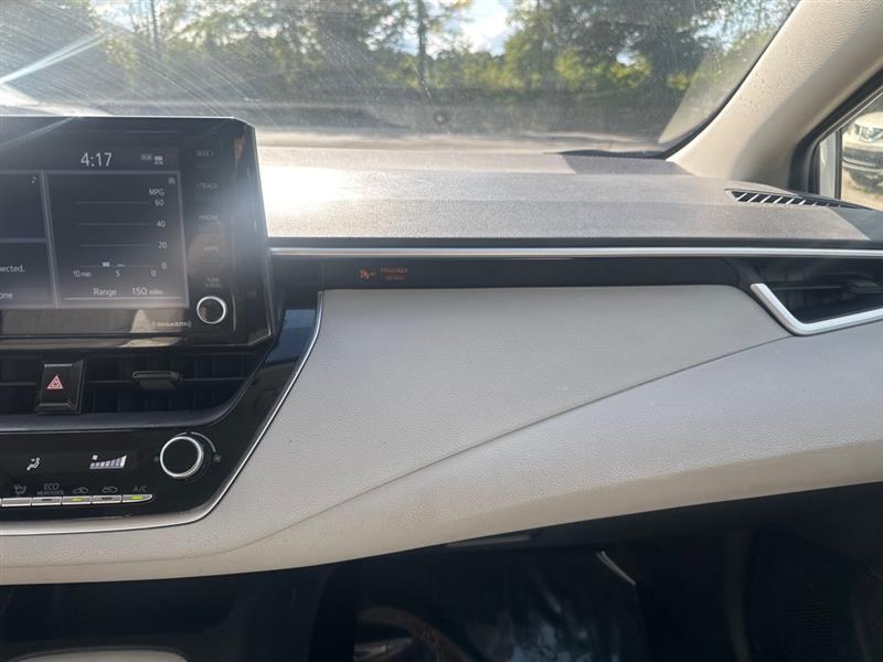 Toyota Corolla LE 2022