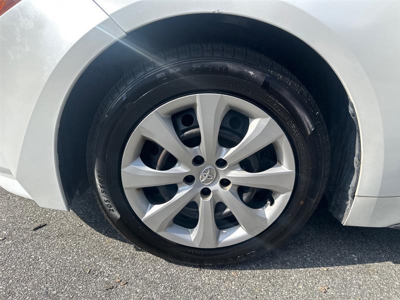 Toyota Corolla LE 2022