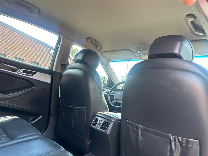 Genesis G80 3.8 2018 Genesis G80 3.8 2018