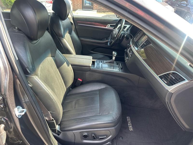 Genesis G80 3.8 2018 Genesis G80 3.8 2018