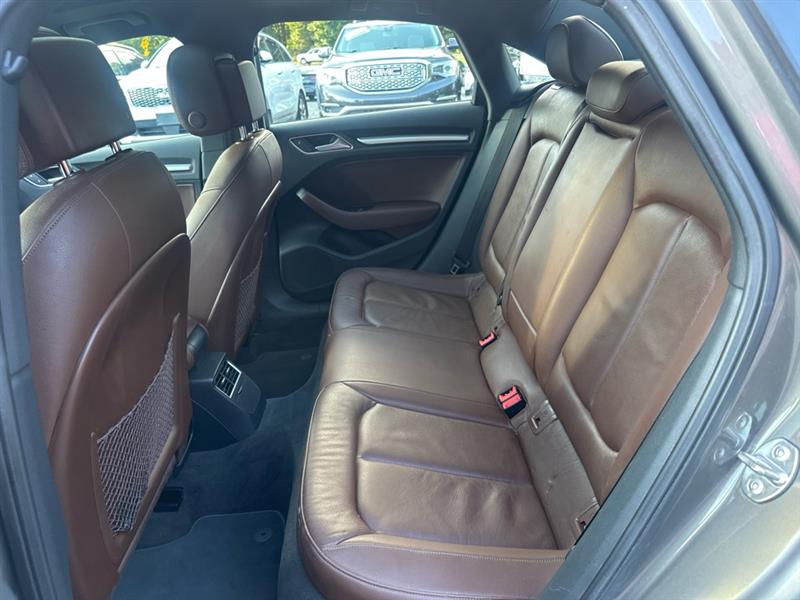 Audi A3 1.8T Premium FWD S tronic 2016 Audi A3 1.8T Premium FWD S tronic 2016