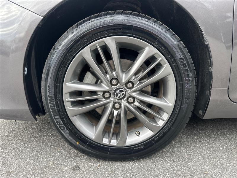 Toyota Camry SE 2017