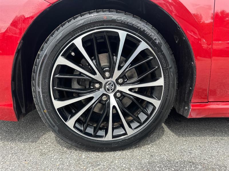Toyota Camry SE 2019