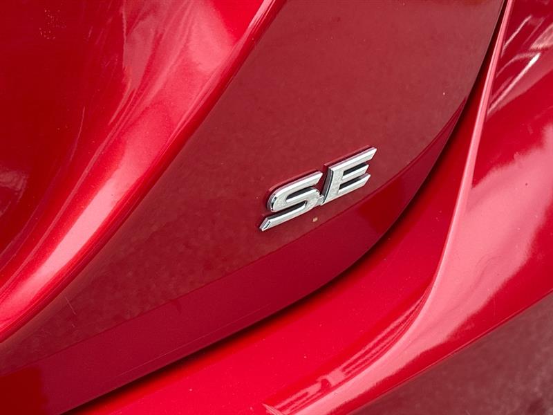 Toyota Camry SE 2019