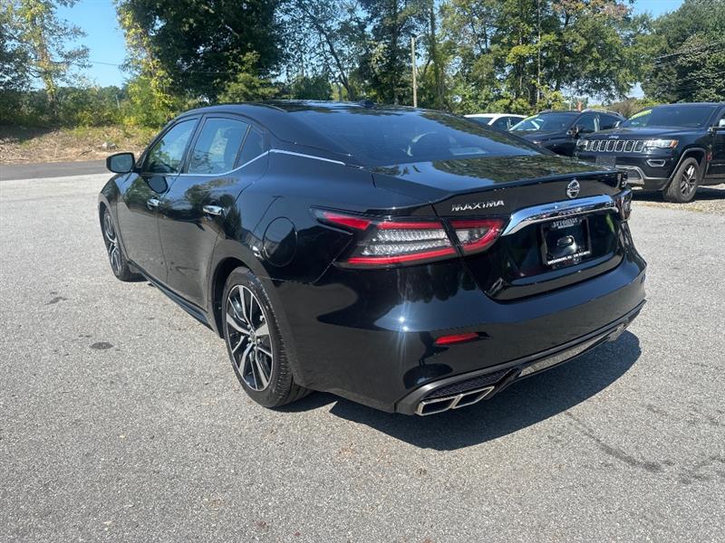 Nissan Maxima 3.5 SV 2021