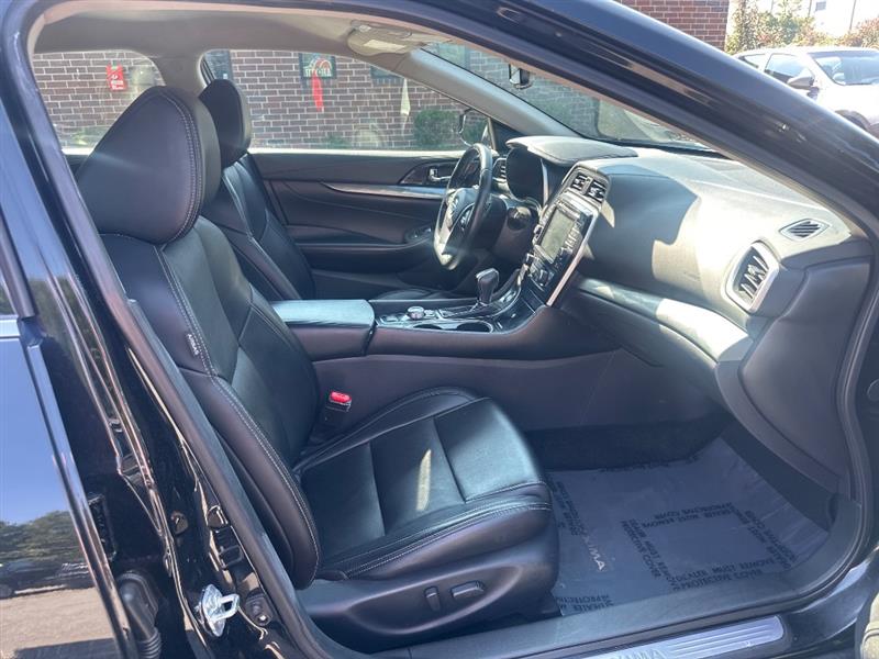 Nissan Maxima 3.5 SV 2021