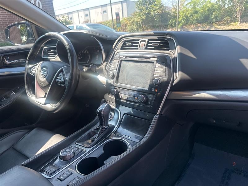 Nissan Maxima 3.5 SV 2021