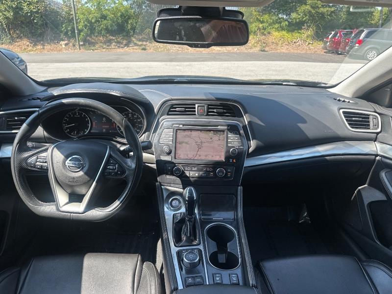 Nissan Maxima 3.5 SV 2021