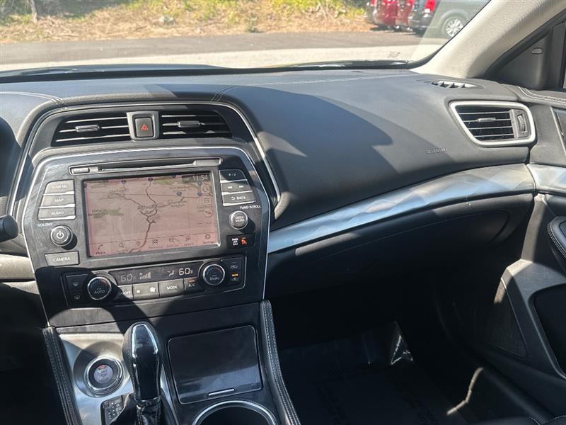 Nissan Maxima 3.5 SV 2021