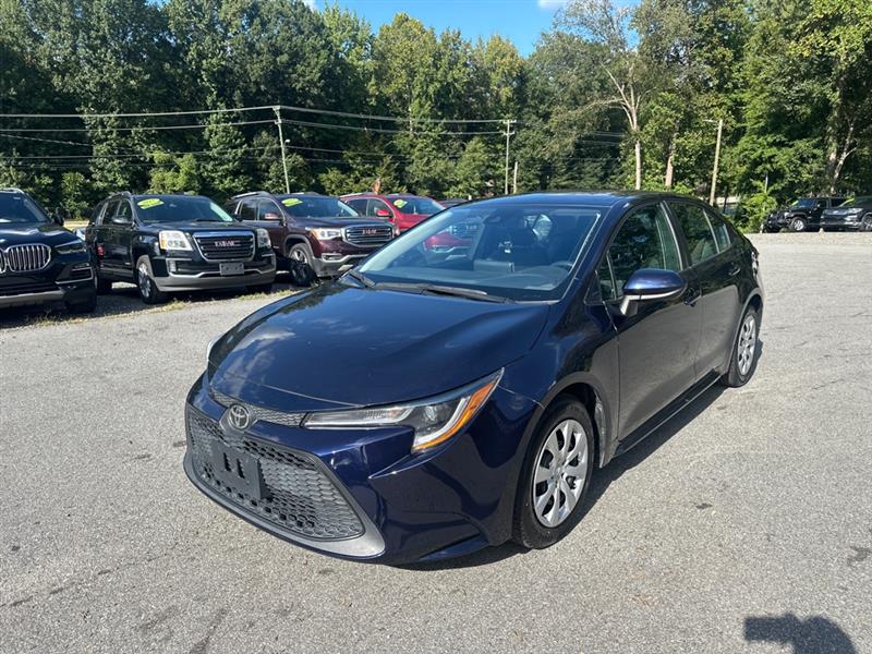 2021 Toyota Corolla LE photo 3