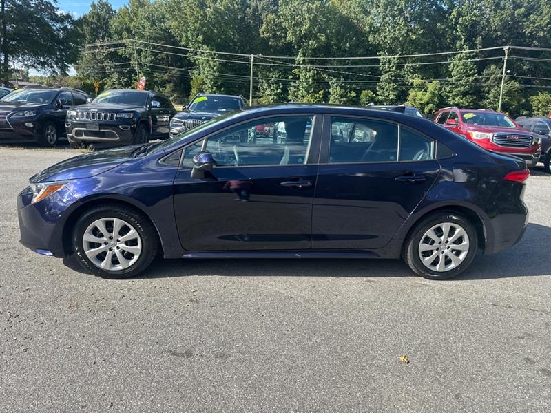 2021 Toyota Corolla LE photo 4