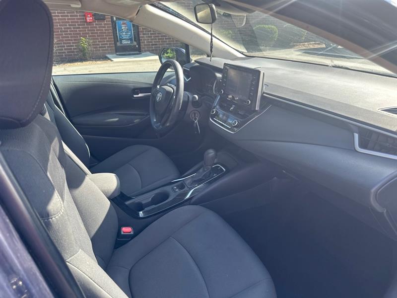 2021 Toyota Corolla LE photo 20