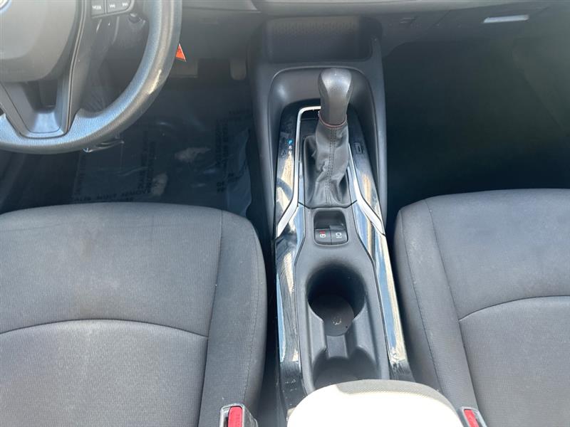 2021 Toyota Corolla LE photo 26