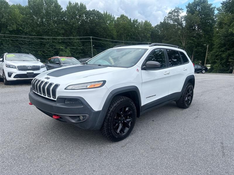 2016 Jeep Cherokee Trailhawk photo 2