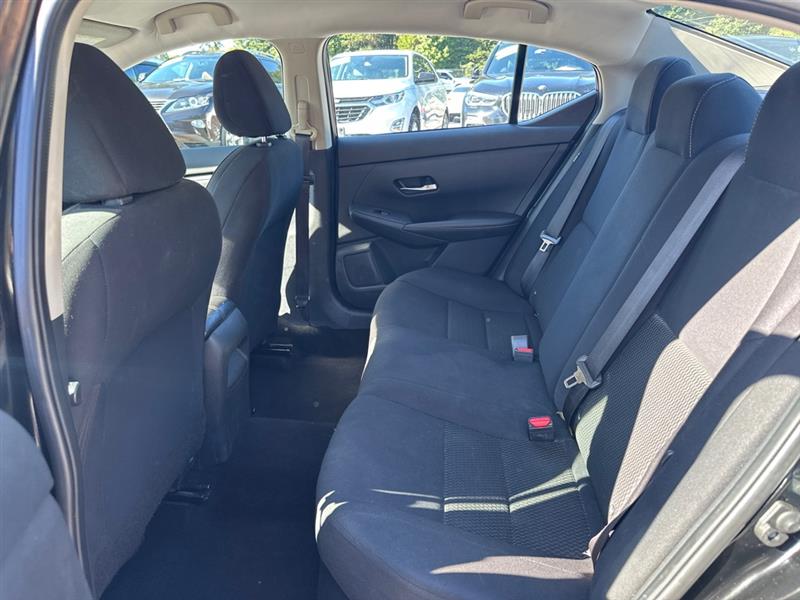 2022 Nissan Sentra S photo 13