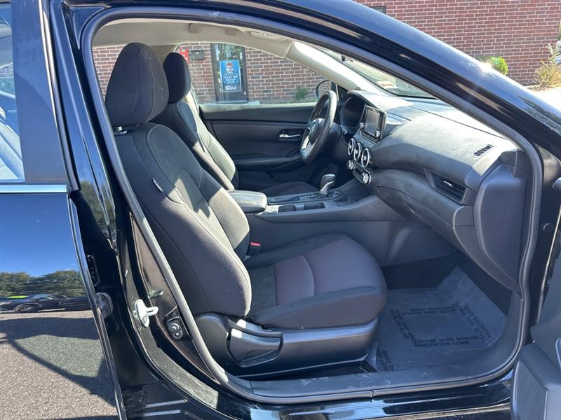 2022 Nissan Sentra S photo 18