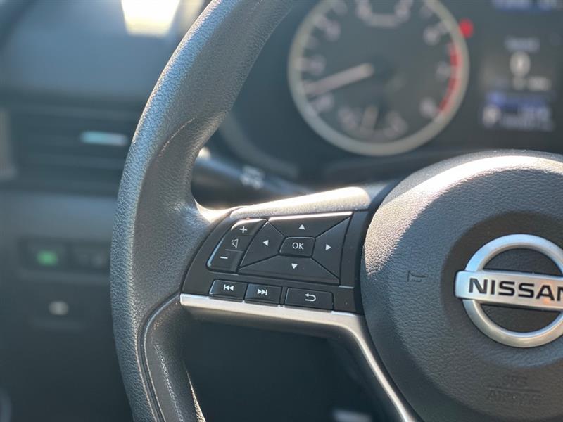 2022 Nissan Sentra S photo 24