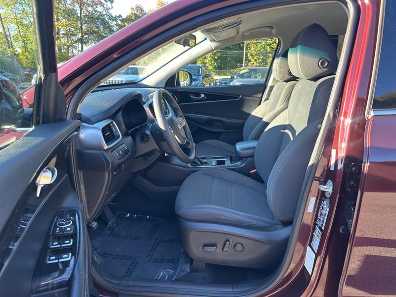 Kia Sorento LX V6 AWD 2019 Kia Sorento LX V6 AWD 2019