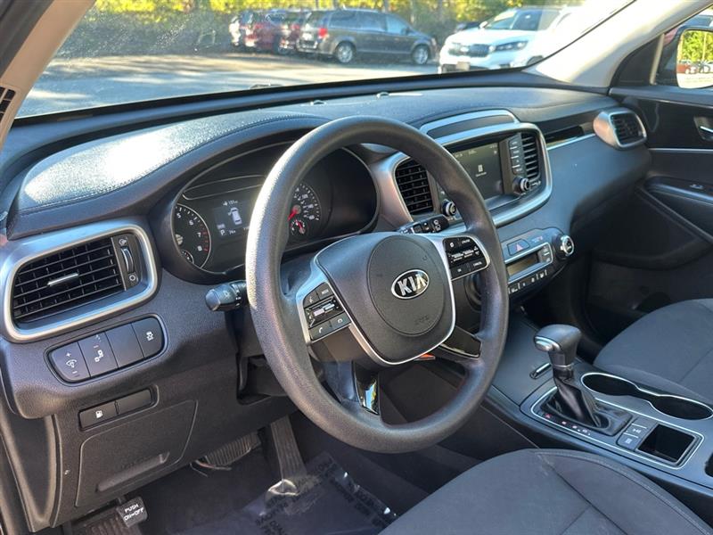 Kia Sorento LX V6 AWD 2019 Kia Sorento LX V6 AWD 2019