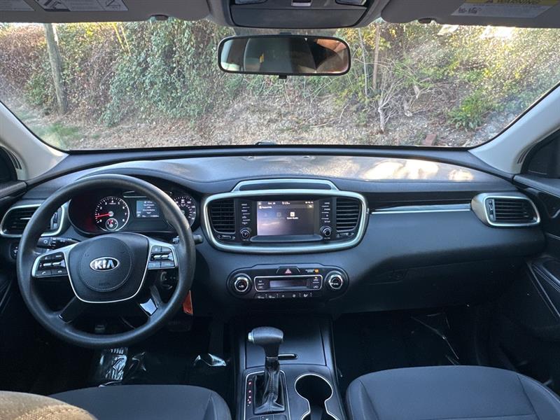 Kia Sorento LX V6 AWD 2019 Kia Sorento LX V6 AWD 2019
