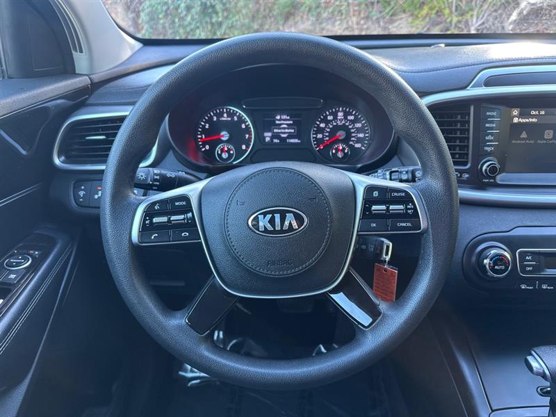 Kia Sorento LX V6 AWD 2019 Kia Sorento LX V6 AWD 2019