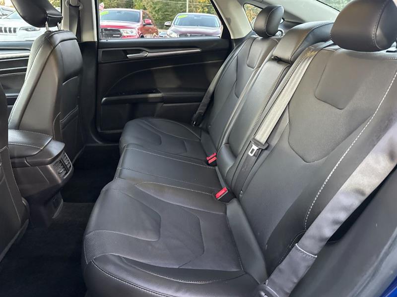 Ford Fusion Titanium 2016