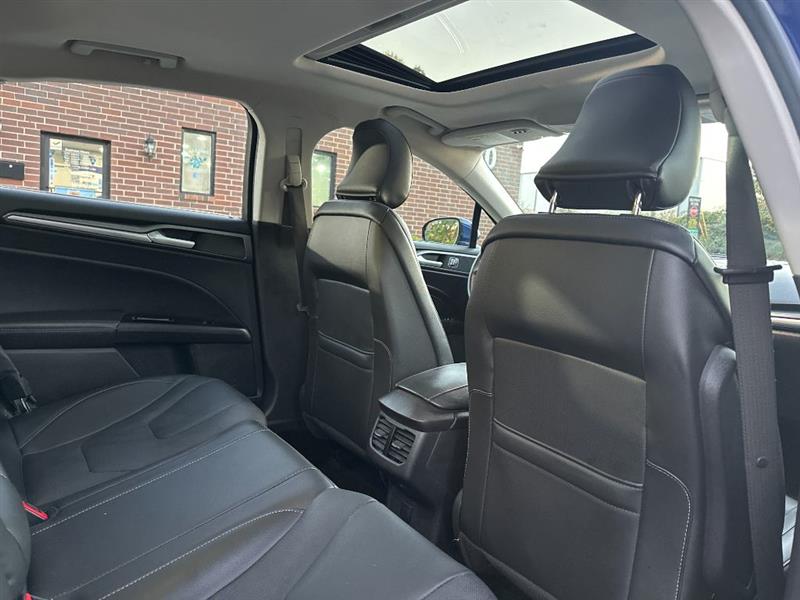 Ford Fusion Titanium 2016