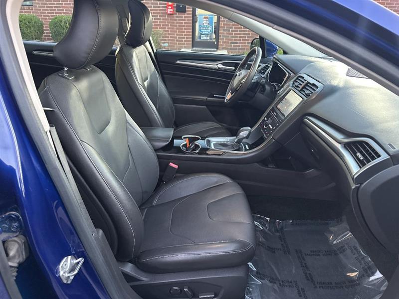 Ford Fusion Titanium 2016