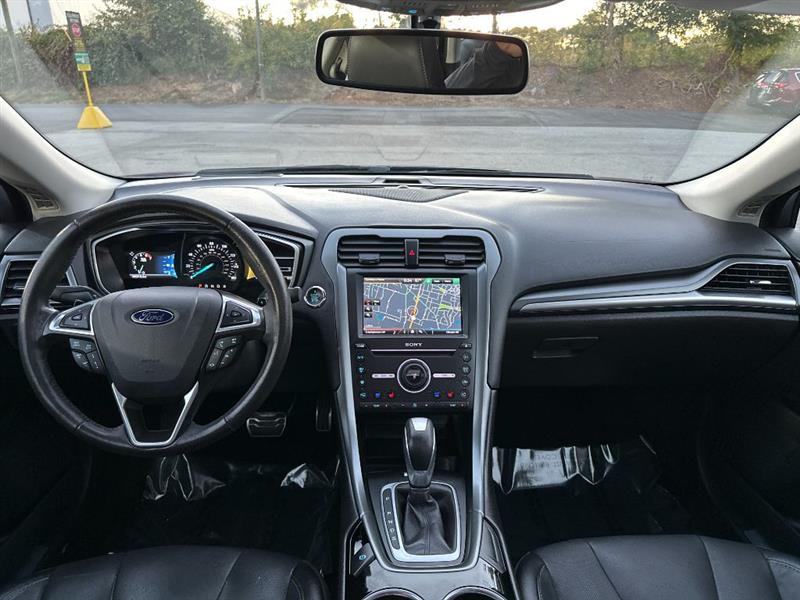 Ford Fusion Titanium 2016