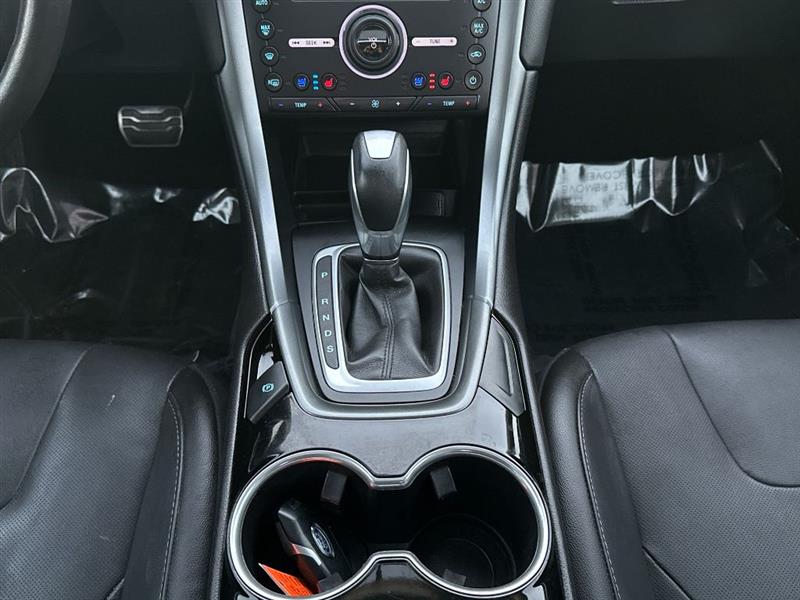Ford Fusion Titanium 2016