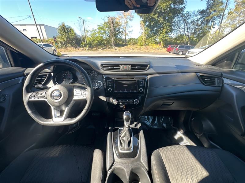 Nissan Rogue SV 2WD 2019 Nissan Rogue SV 2WD 2019