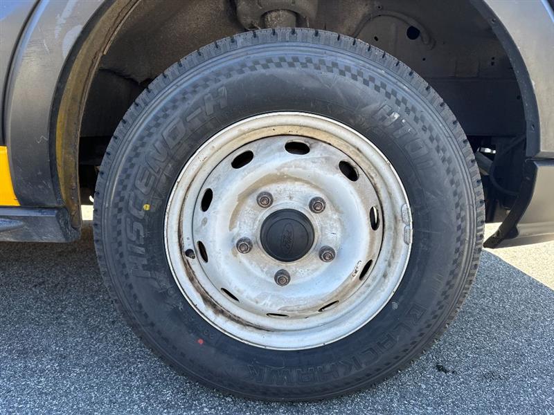 Ford Transit 250 Van Low Roof 60/40 Pass. 148-in. WB 2016