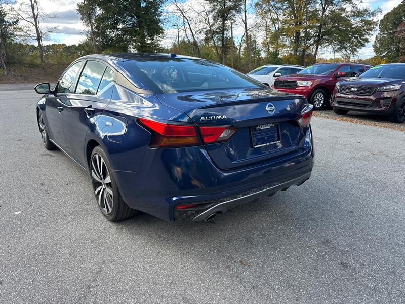 Nissan Altima 2.5 SR 2019 Nissan Altima 2.5 SR 2019