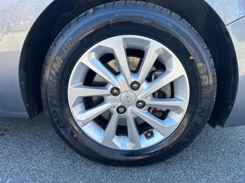 Hyundai Accent SE 4-Door 6A 2020