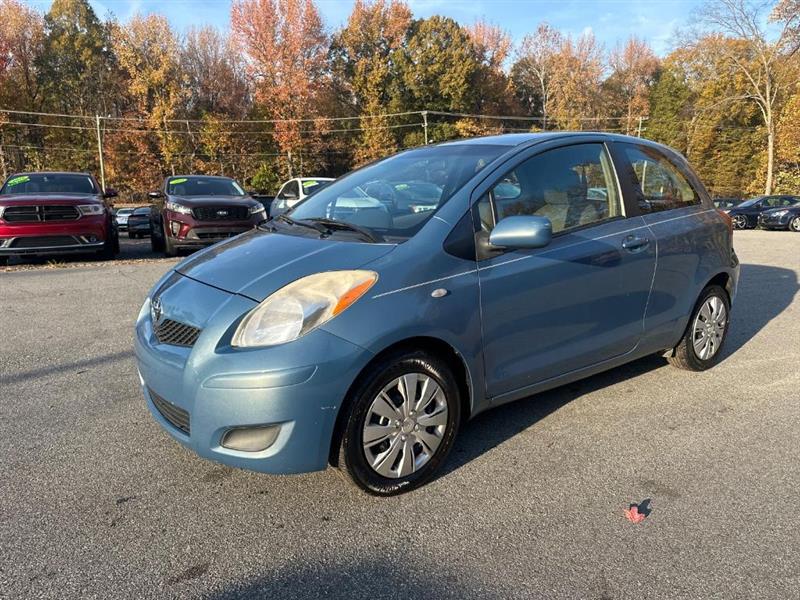 Toyota Yaris Liftback 3-Door MT 2010