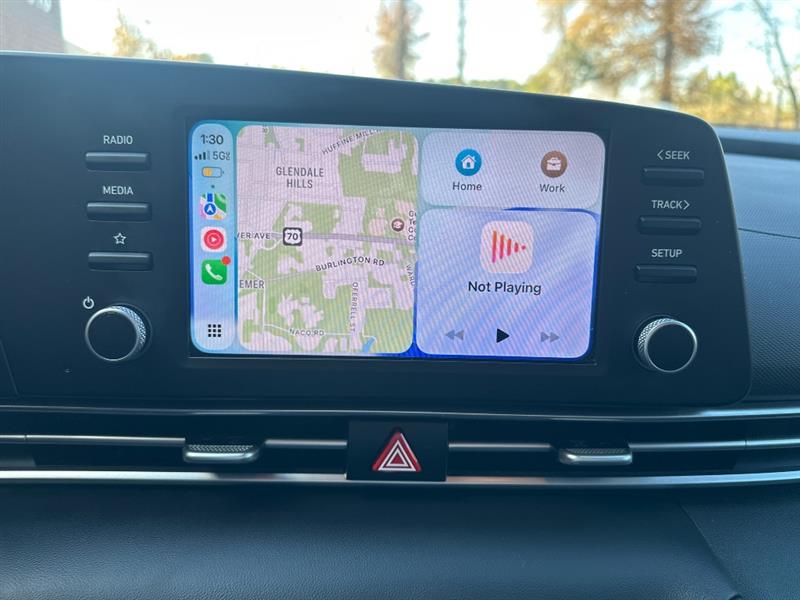 Hyundai Elantra SE 2024