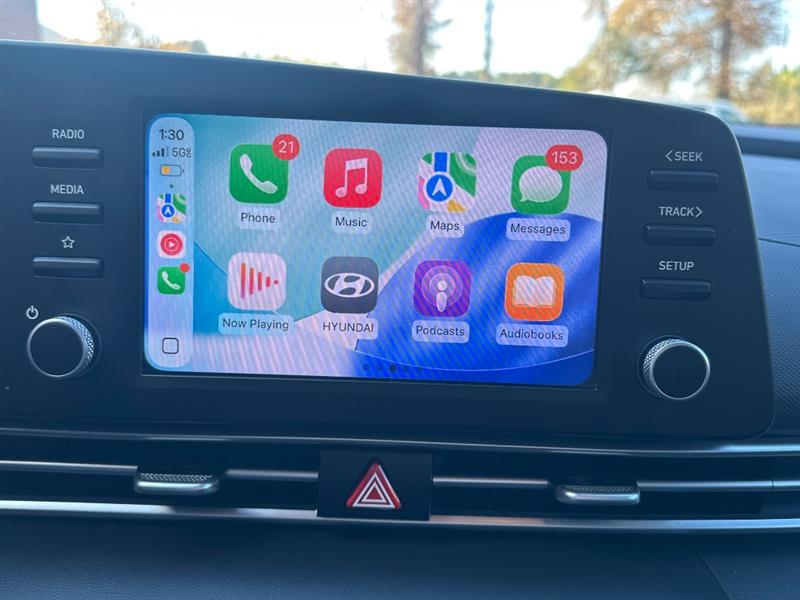 Hyundai Elantra SE 2024