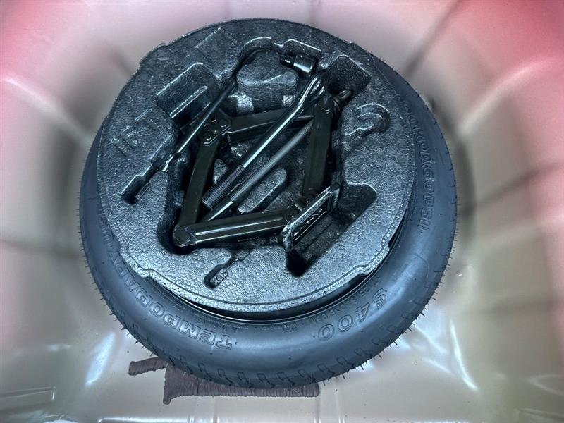 Hyundai Elantra SE 2024