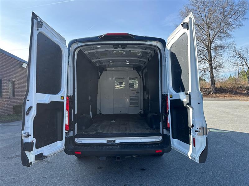 Ford Transit 250 Van Med. Roof w/Sliding Pass. 148-in. WB 2019